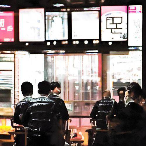 知情人士！福建高仿烟在哪里“按图索骥”