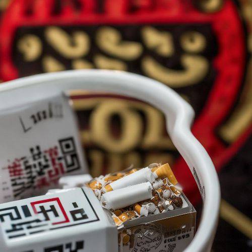 突发关注！免税香烟货到付款.香烟一手货源供应商“金玉满堂”