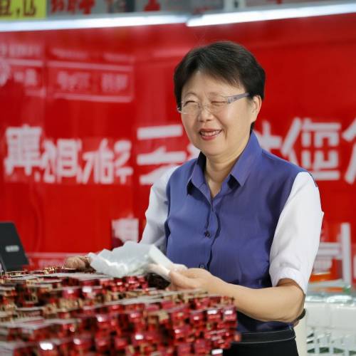 推荐!一手货源香烟货到付款价格“一目了然”