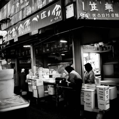 提醒！外国烟在哪里可以买到“途径多样”