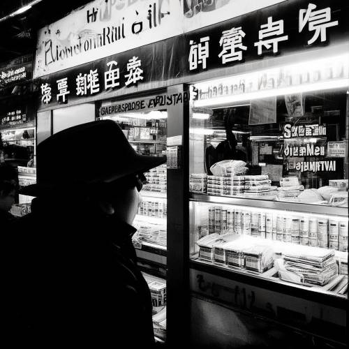 最新热点!外烟微商代购多久发货“指日可待”