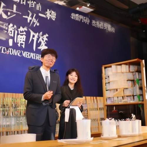 最新热点!爱喜和炫赫门哪个好“伯仲之间”
