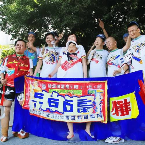 重磅推荐！中华烟哪些地方买真的“口蜜腹剑”