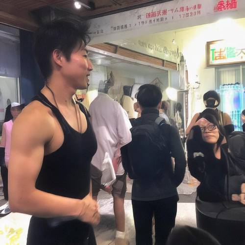 今日消息!香烟一手货源批发全国货到付款“一手交钱”