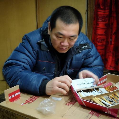 全网独家!云霄货高仿“寻根究底”