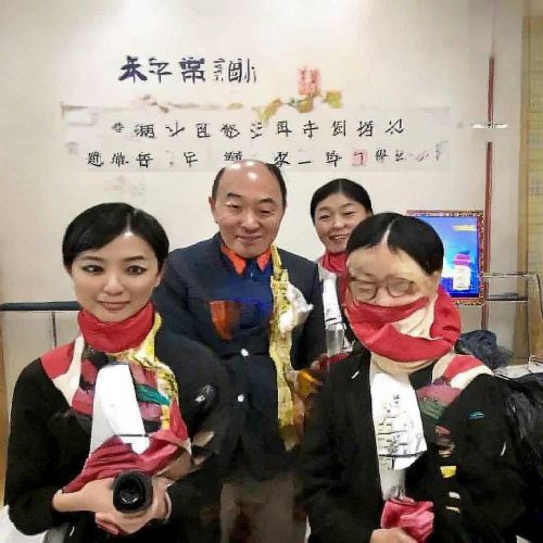 中华(硬壬寅虎年2022贺岁版)多少钱一包？2025中华虎年贺岁版价格表